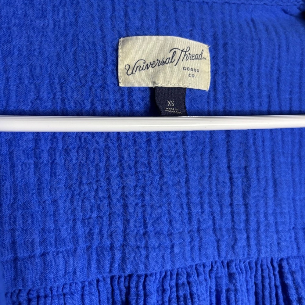 Universal Thread Blue Button Up Womens XS - Picture 4 of 8
